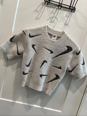 Nike Small Cream Short-Sleeve Terry Sweater Phoenix CozyTop Black Swoosh Pattern